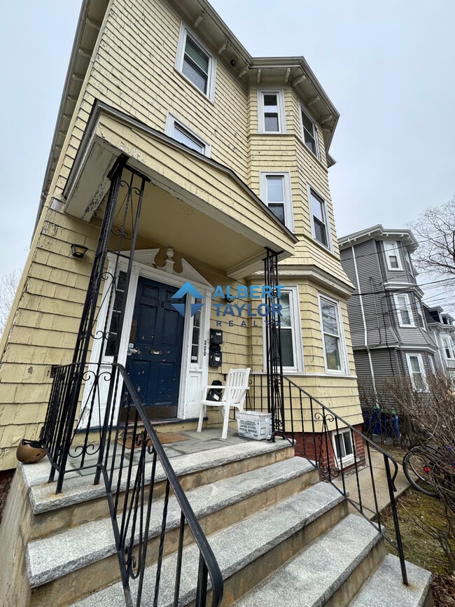 Building Photo - 38 Cherry St Unit 1