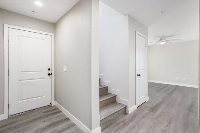 Building Photo - 66079 Cahuilla Ave Unit 1
