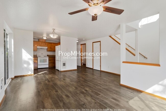 Photo - Charming Three Bedroom Newberg Home - Corner Lot!