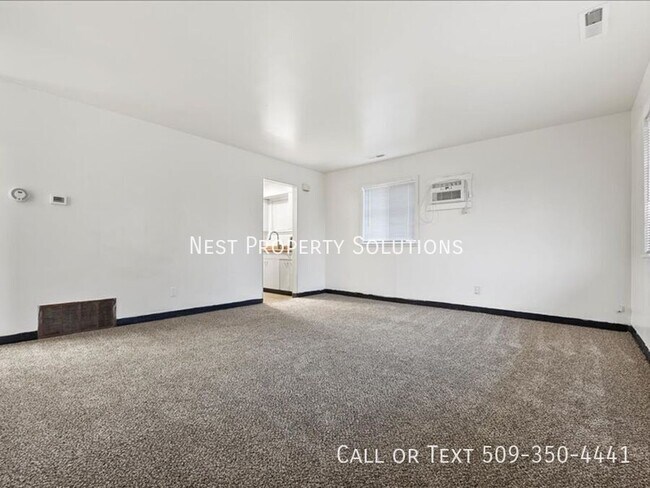 Photo - 1213 Vandenburg Ave Apartamento