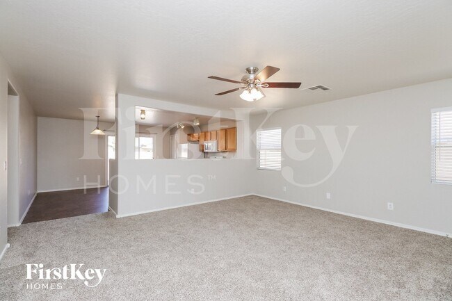 Photo - 2532 E Olivine Rd