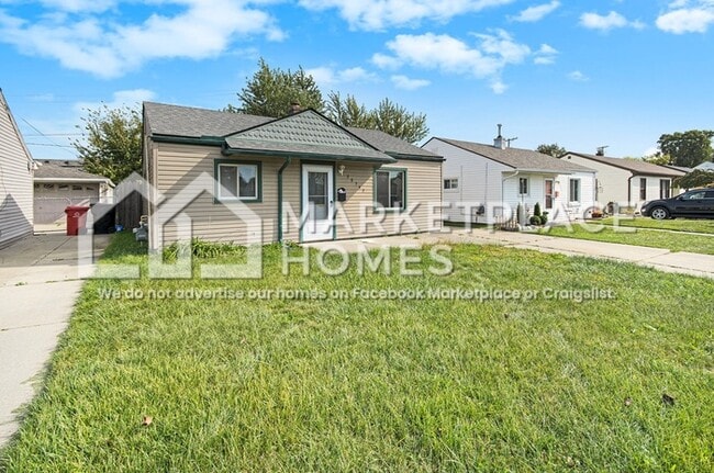 Photo - 28342 Rosemont St