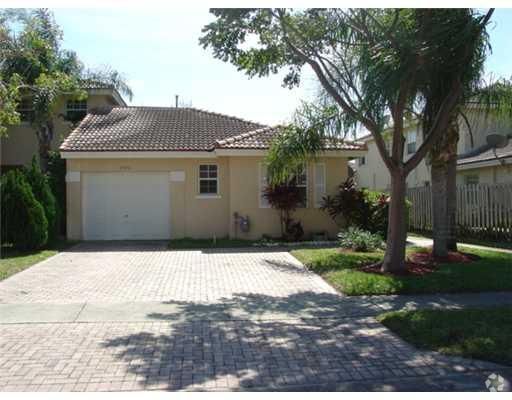 Building Photo - 8990 NW 53rd Ct Rental