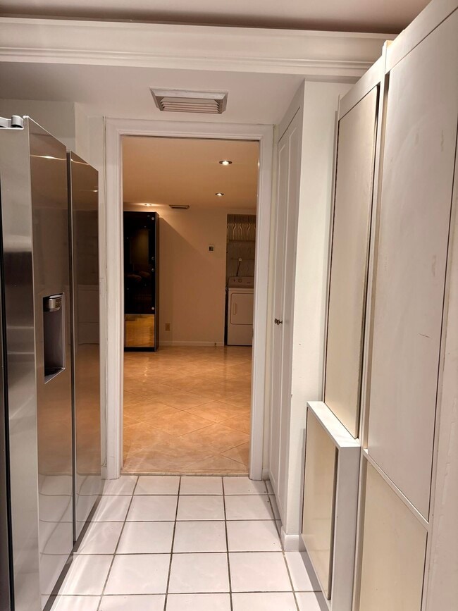 Photo - 2400 Presidential Way Unit 2002