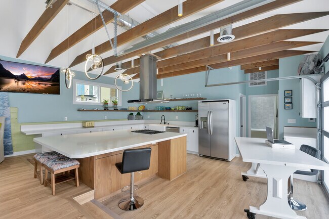 Photo - 416 Virginia St