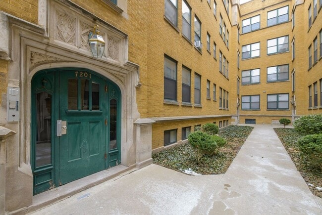 Photo - Duplex Two Bedroom Unit Available in South Shore