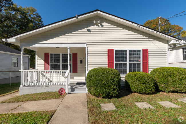 Building Photo - 1113 Lancaster St Rental