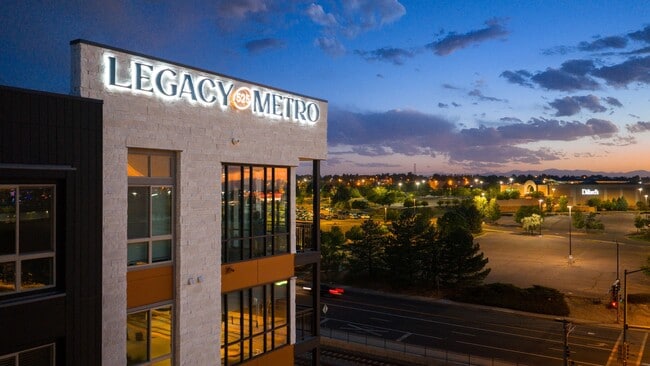 Building Photo - Legacy Metro 525