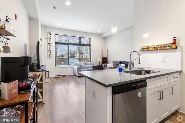 Building Photo - 360 Monastery Ave Unit 1F Rental