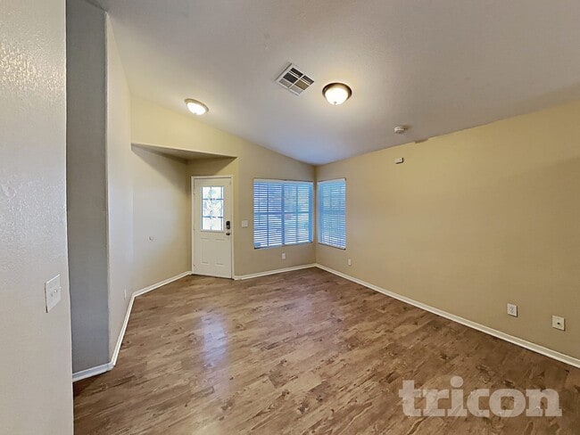 Photo - 4169 Lucas Ave