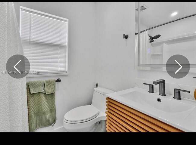 Photo - 1838 Fillmore St Unit 3