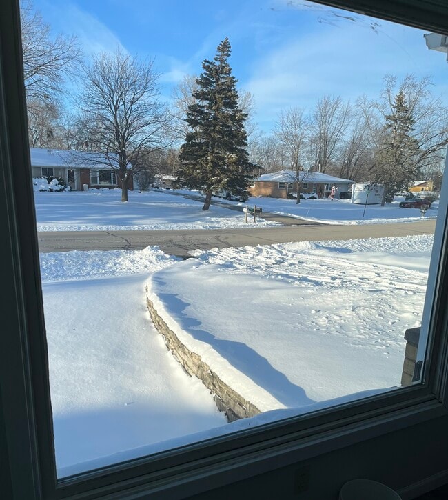 Photo - 14535 W Janice Pl