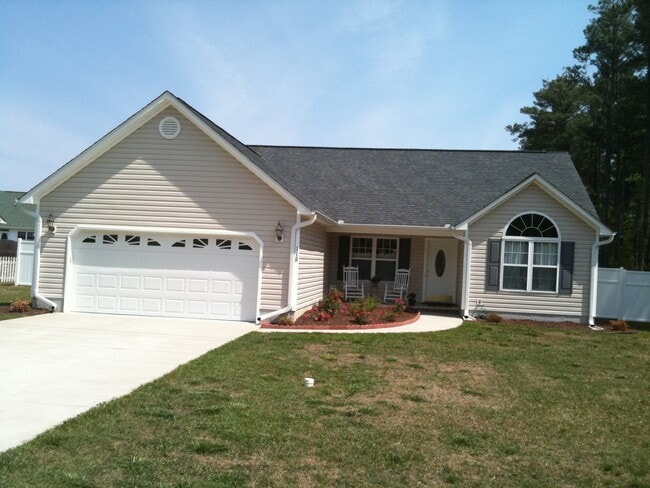 Building Photo - Desired Westbrooke Home in Havelock