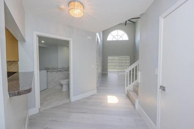 Photo - 50 Desford Ln