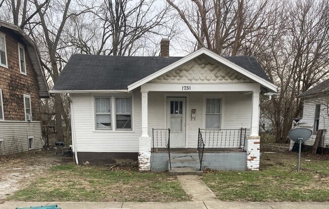 Photo - 1751 E Johns Ave