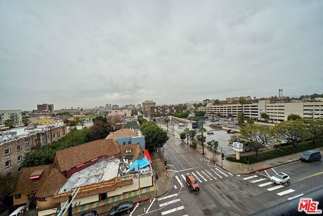 Photo - 1234 Wilshire Blvd Unidad 413 Rental