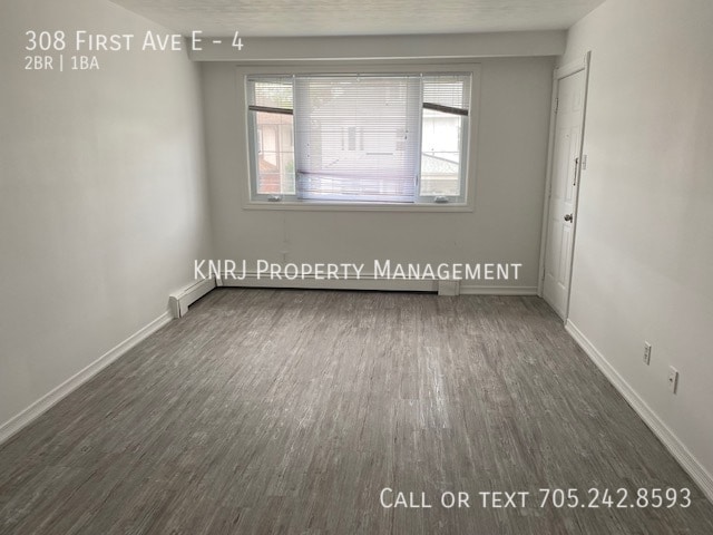 Photo - Two Bedroom Apartment Secure Building Unit 4