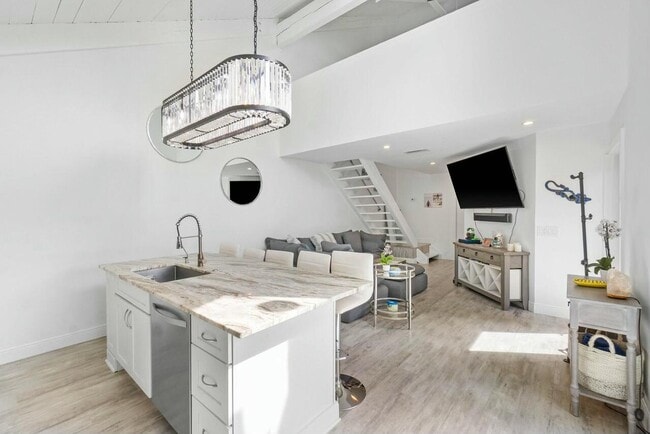 Photo - 1605 S US Hwy 1 Unit 3h