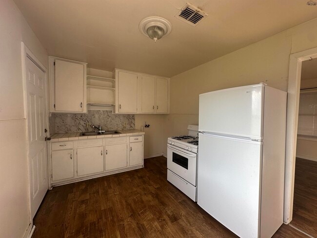 Photo - 3013 Lebanon Rd