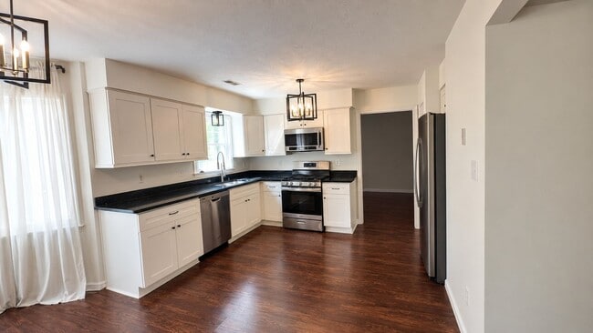 Photo - Spacious 4-Bedroom Cul-de-Sac Home with Fenced Yard!