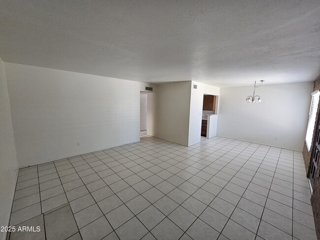 Photo - 200 Old Litchfield Rd