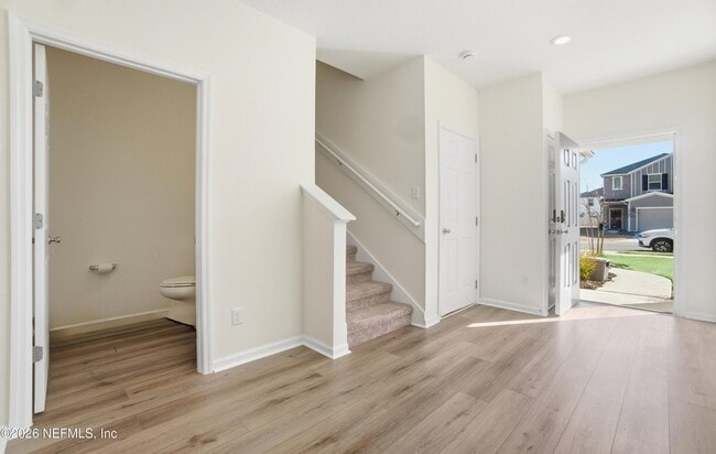 Photo - 7662 Merchants Way