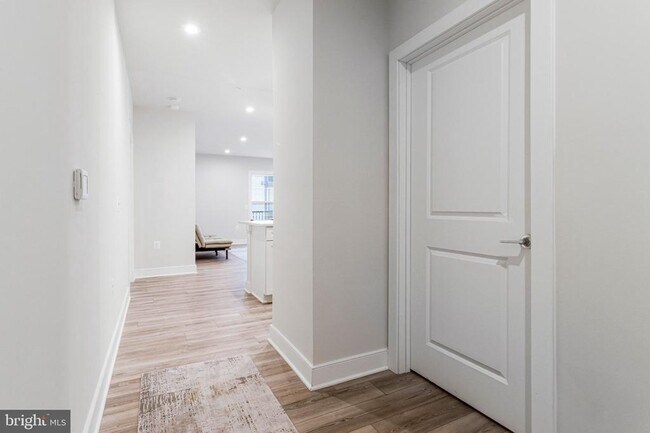 Photo - 102 St Ives Pl Unit 308