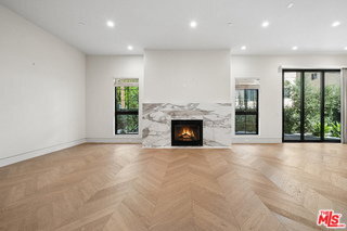 Photo - 652 Huntley Dr