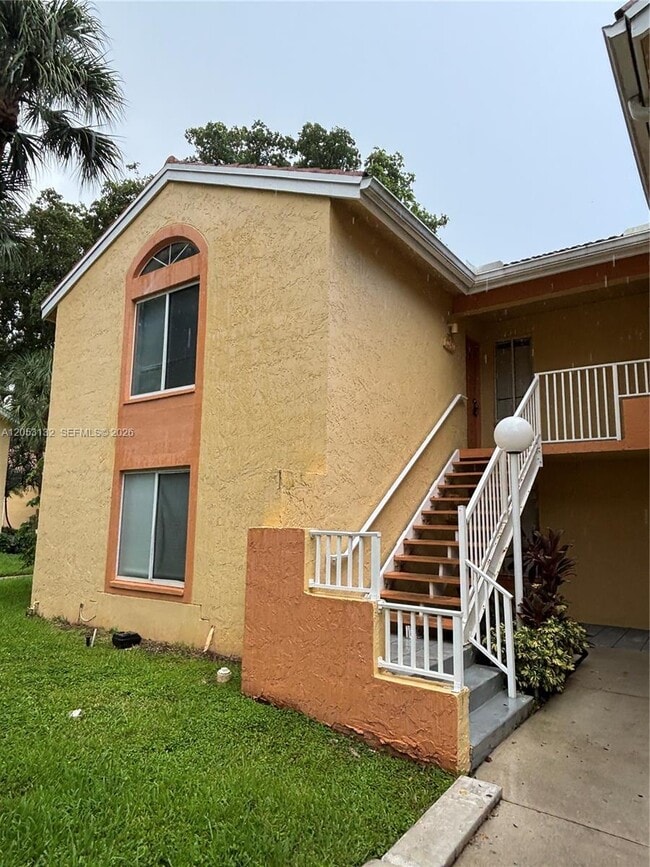 Building Photo - 1040 Coral Club Dr Unit 1040