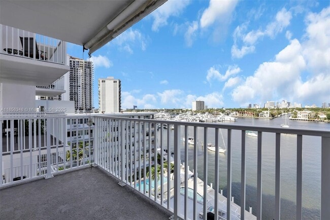 Photo - 95 N Birch Rd Unit 703