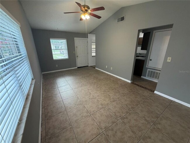 Photo - 2415 S Cedar Ave