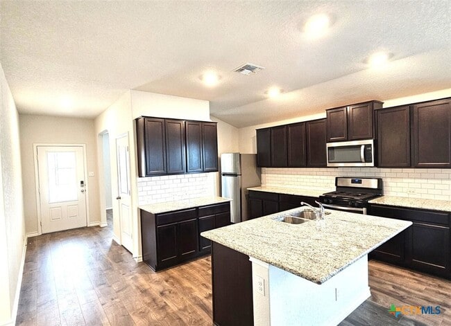 Photo - 181 Harley Hay