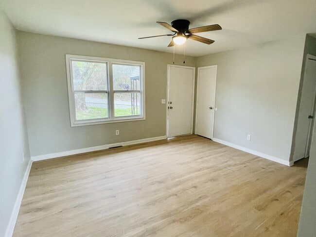 Photo - 243 Randolph Hill