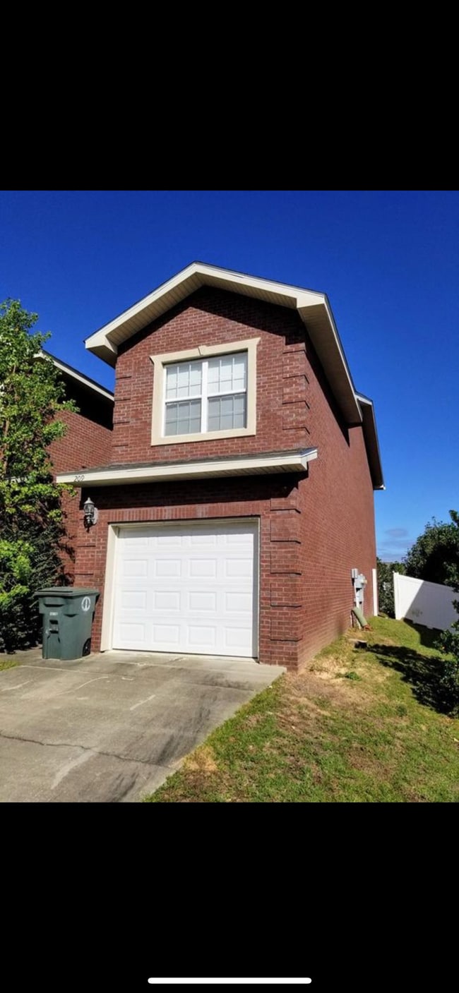 Photo - 209 Eagle Lndg Townhome