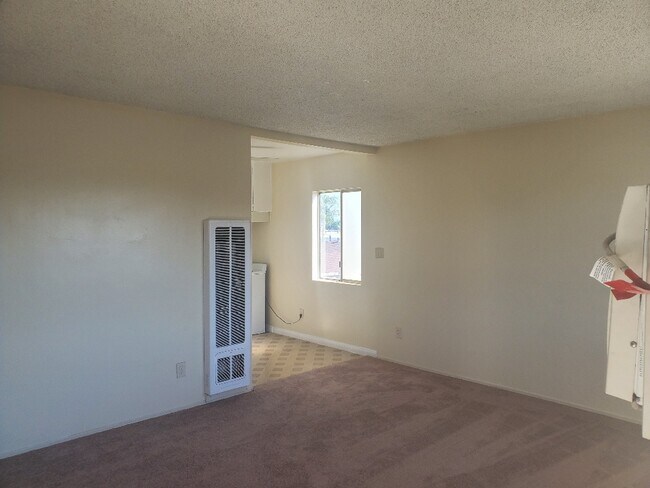 Photo - 11934 Runnymede St Unit 4