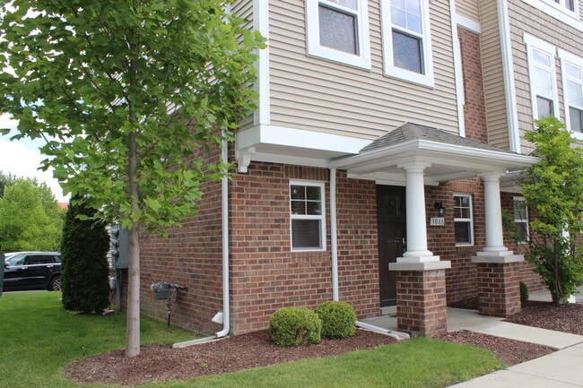 Building Photo - 3088 Kilmer Dr Unit 3088