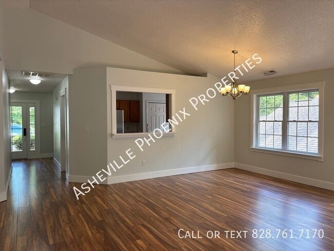 Photo - 73 Creeks End Cir