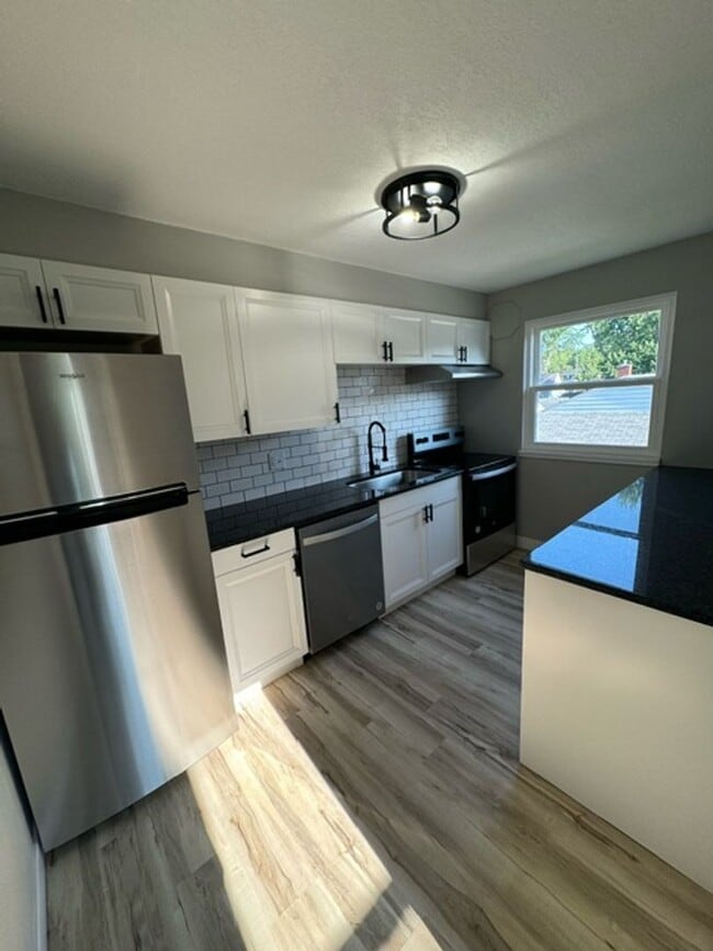 Photo - 2405 Carew St Unidad 2405 Carew