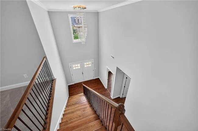 Photo - ****** $200 OFF FIRST FULL MONTH OF RENT!! ******