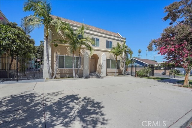 Photo - 14335 Hamlin St