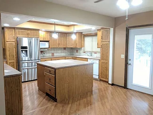 Photo - 15017 Arbor St