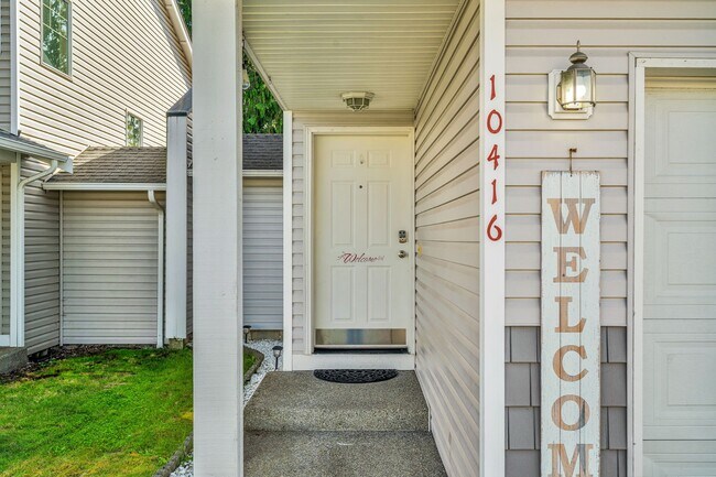 Photo - Spacious 3-Bed, 2.5-Bath Townhome in Prime Puyallup Location