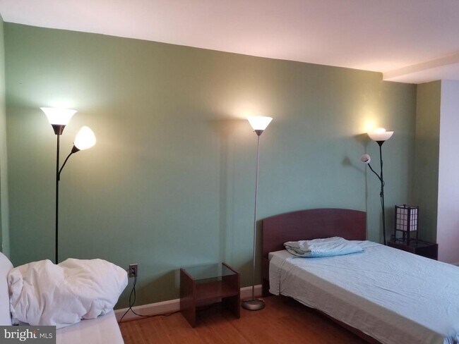 Photo - 1021 Arlington Blvd Unidad 826