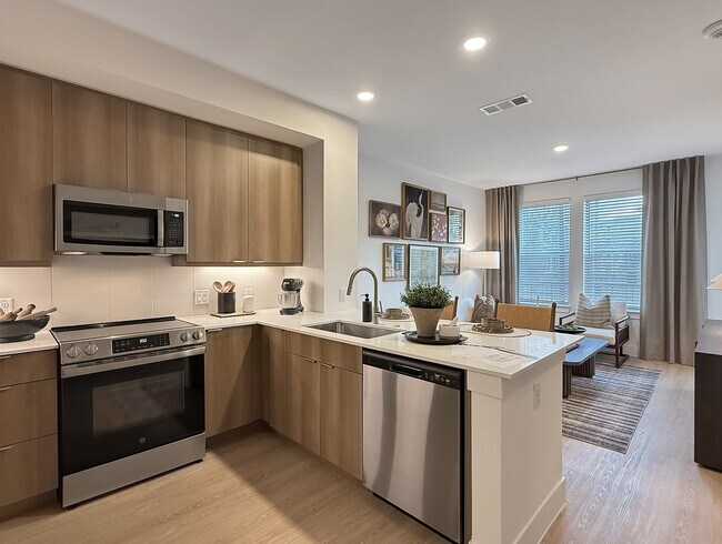 7a9eed44828baaeb98b4ff2ded8fcd2221424ce6 - Caroline Florence