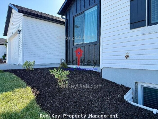 Photo - W High Plains Dr. Duplex
