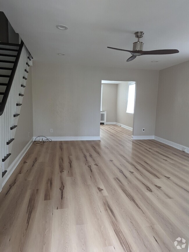 Building Photo - 702 S Scott St Rental