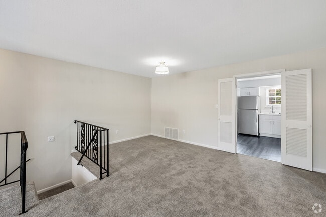 Lexington - 2BR, 1.5BA - 1,195SF - Dining Area