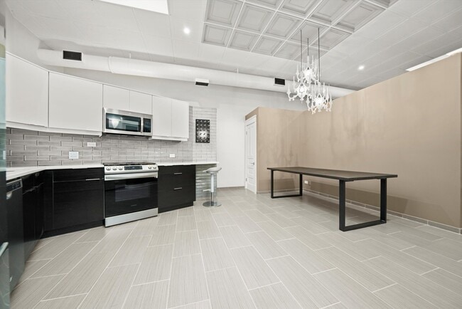 Photo - 300 N Ogden Ave Unit 202