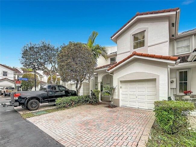 Photo - 4330 NW 114th Pl