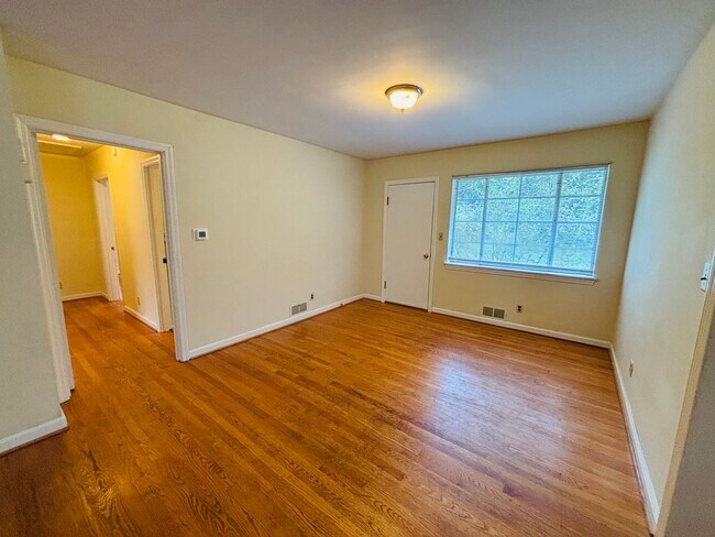 Photo - 3 Bedroom 1 Bath House